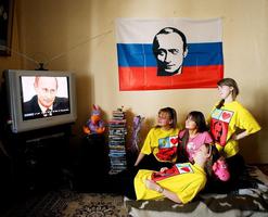 http://blog.todamax.net/wp-content/uploads/2014/08/putin-f%C3%BChrerliebe.jpeg