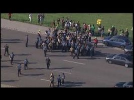 Footage Driver breaks through line of Ferguson, Mo , protesters (VIDEO) - YouTube