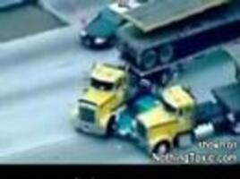 Truckers stop pursuit - YouTube